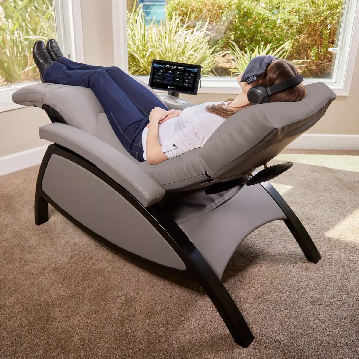 NuraSync Lounger in Use